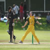 Karen Rolton bowling